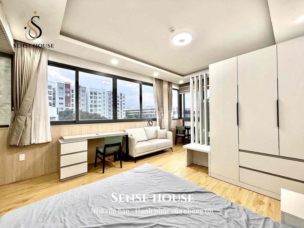 studio full sky windows 40 m2 GPV walk through aeon full interior view