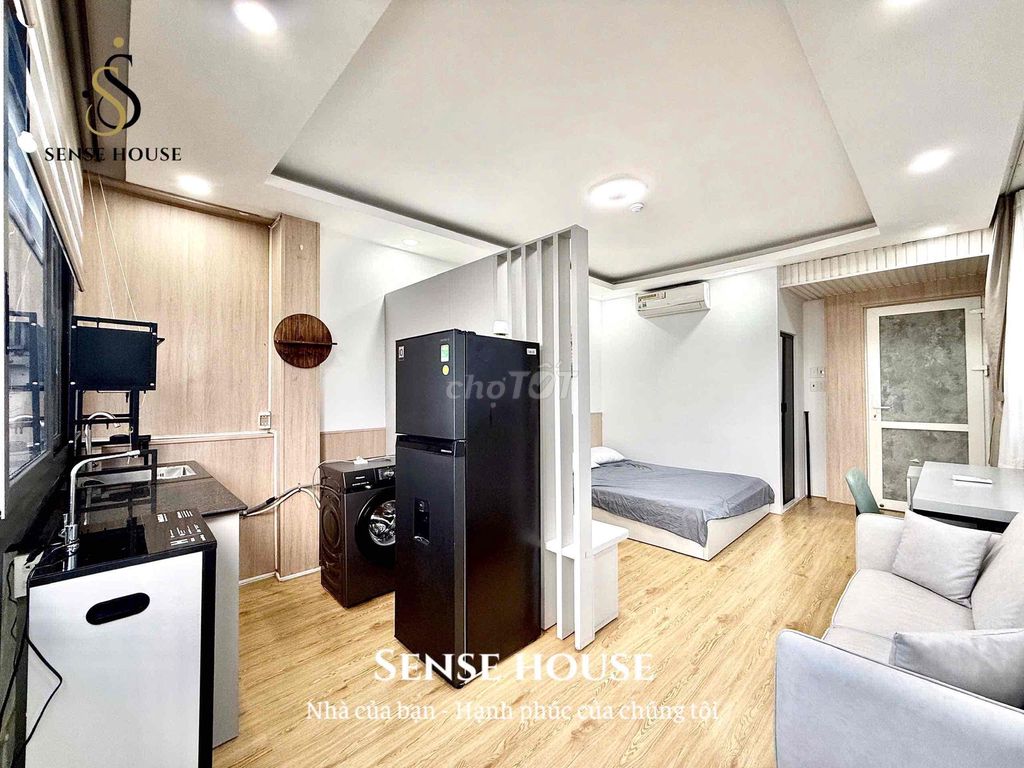 studio full sky windows 40 m2 GPV walk through aeon full interior view