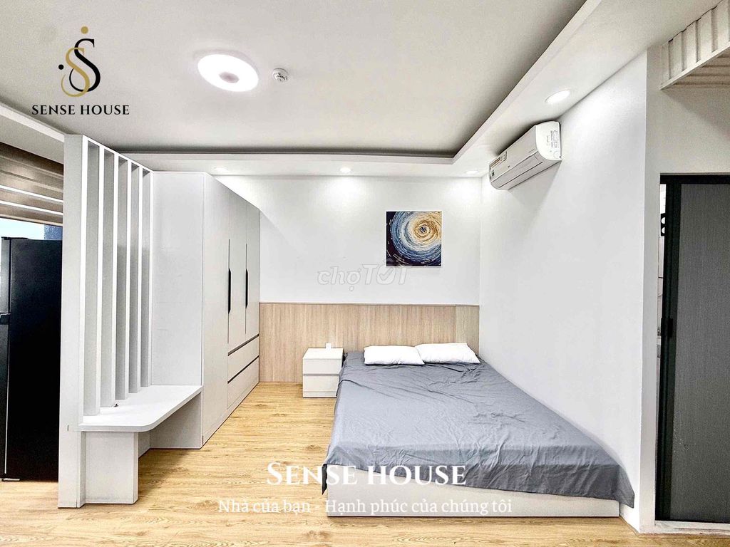 studio full sky windows 40 m2 GPV walk through aeon full interior view