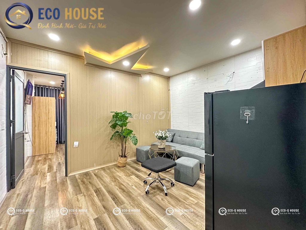 Two bedrooms. One bedroom. One bathroom.