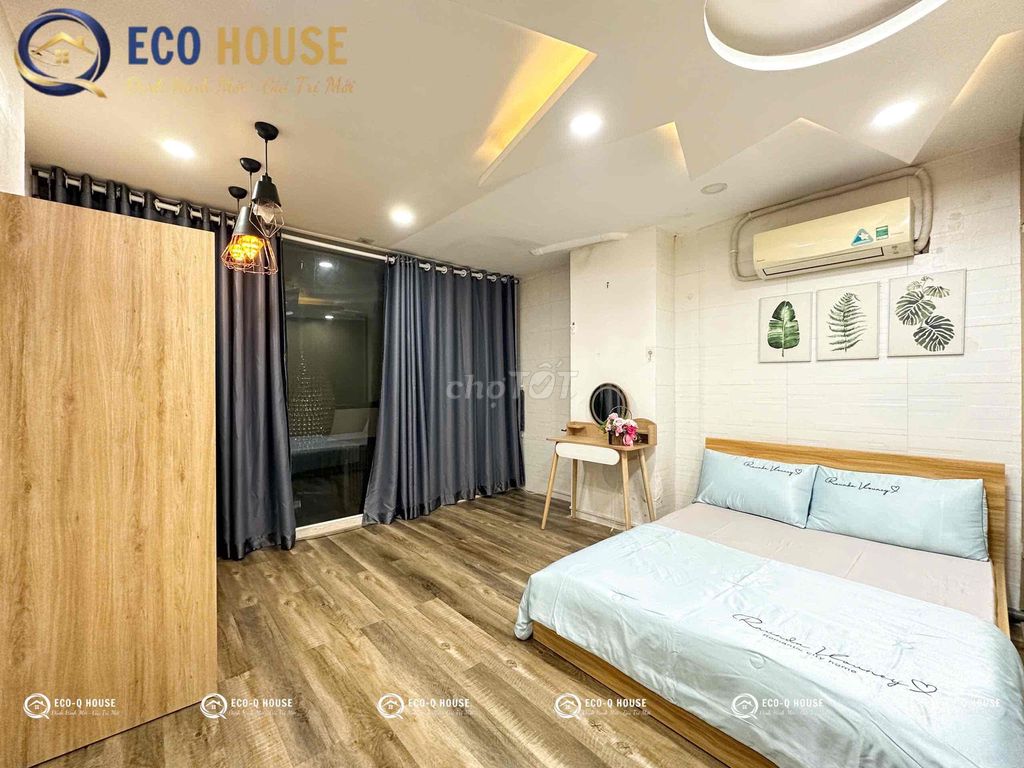 Two bedrooms. One bedroom. One bathroom.