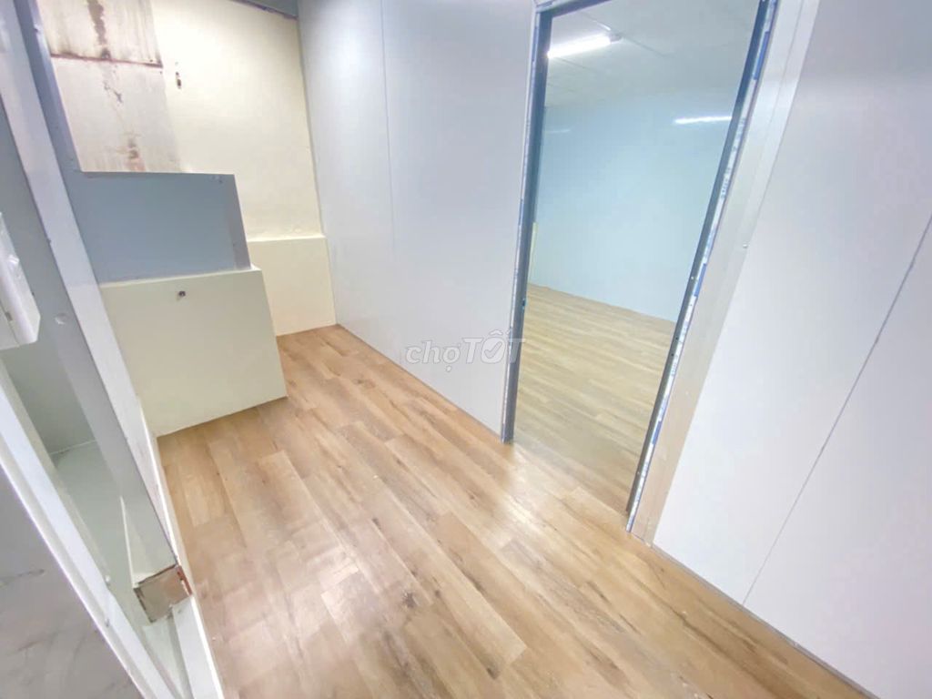 Rent the balcony service apartment, take a kitchen, two bedrooms at Lũy Bán Bích.