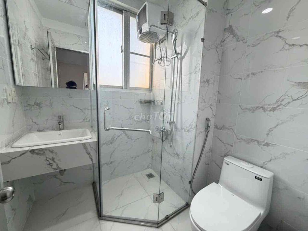 Rent Sky Garden 2-- 7th District.