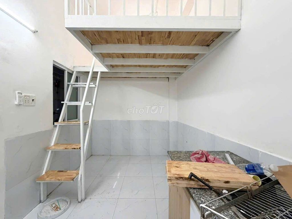 Rent an Hssv apartment right away.