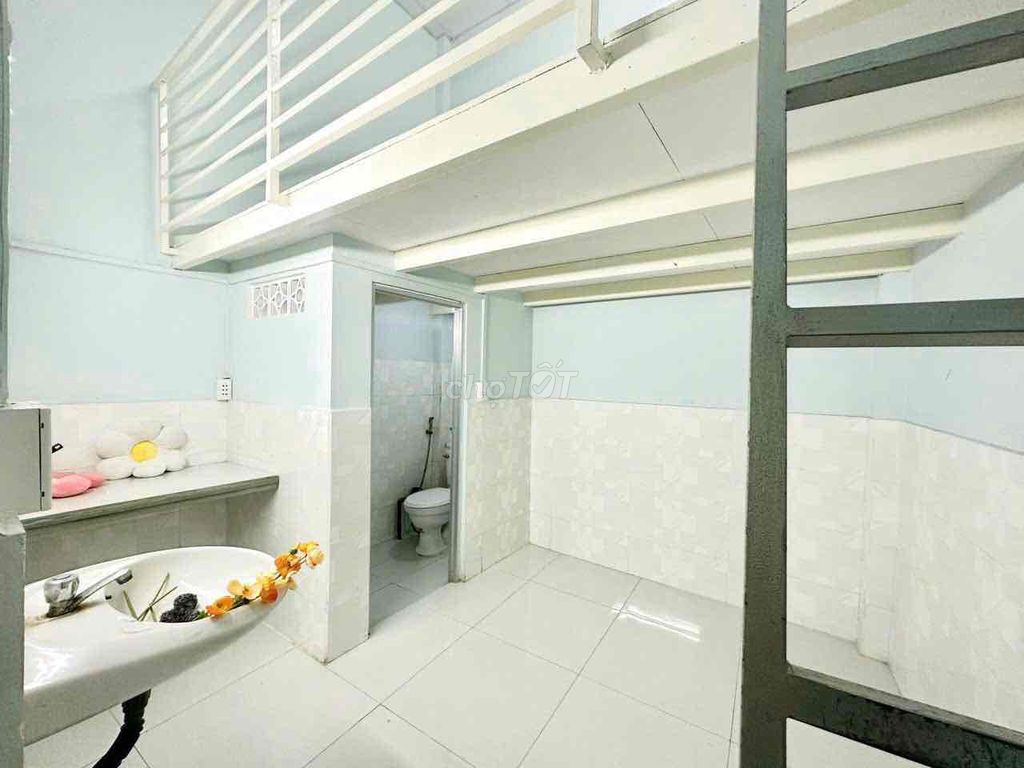 Renting for the Cheap Room right away. AKTân Phú • Mind: 128/1)
