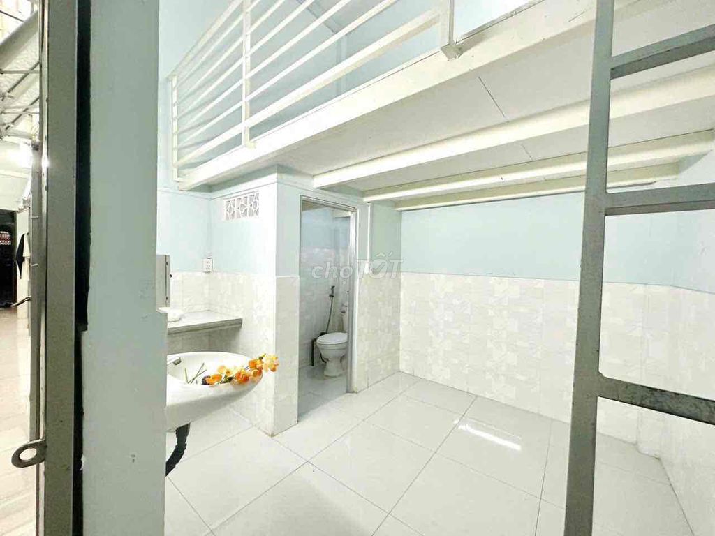 Renting for the Cheap Room right away. AKTân Phú • Mind: 128/1)