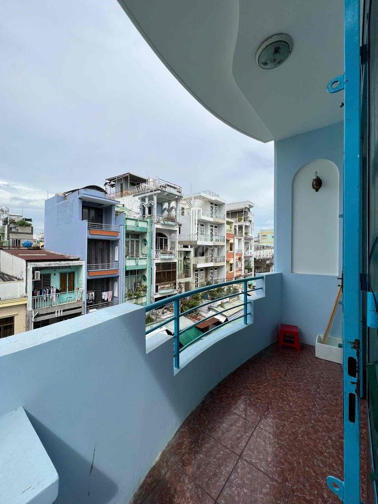 Rooms for Open Oceans-Nhật Tảo