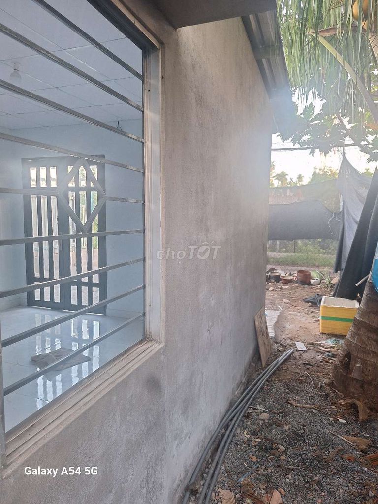 Two newly built by the alley of the car using 88 M2 kitchens, clean toilets, large gates.