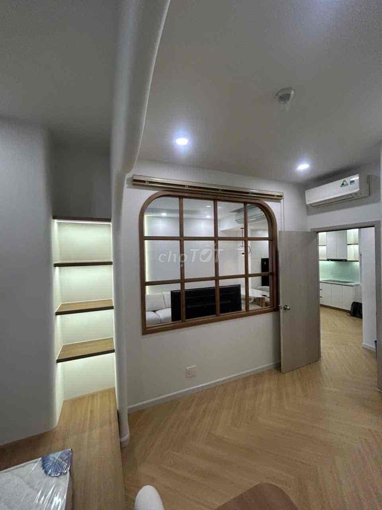 Rent an apartment. A Literal Bedroom near 650 districts 7.45 meters2, full interior.