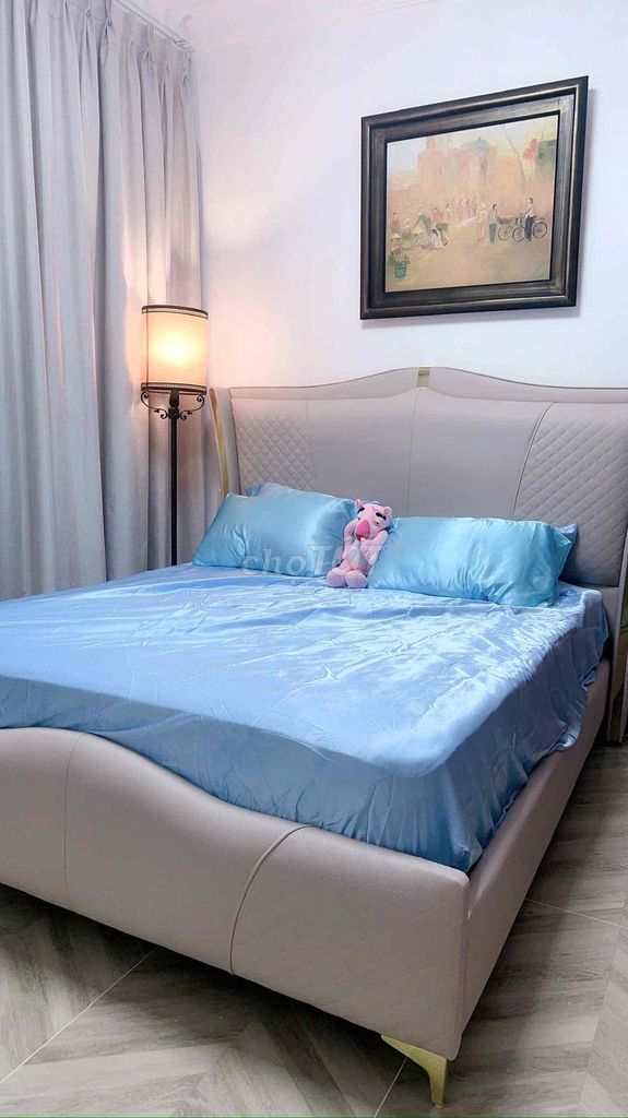 Renting The Manor 2 Nguyễn Hữu Cảnh 2 bedrooms, a toilet