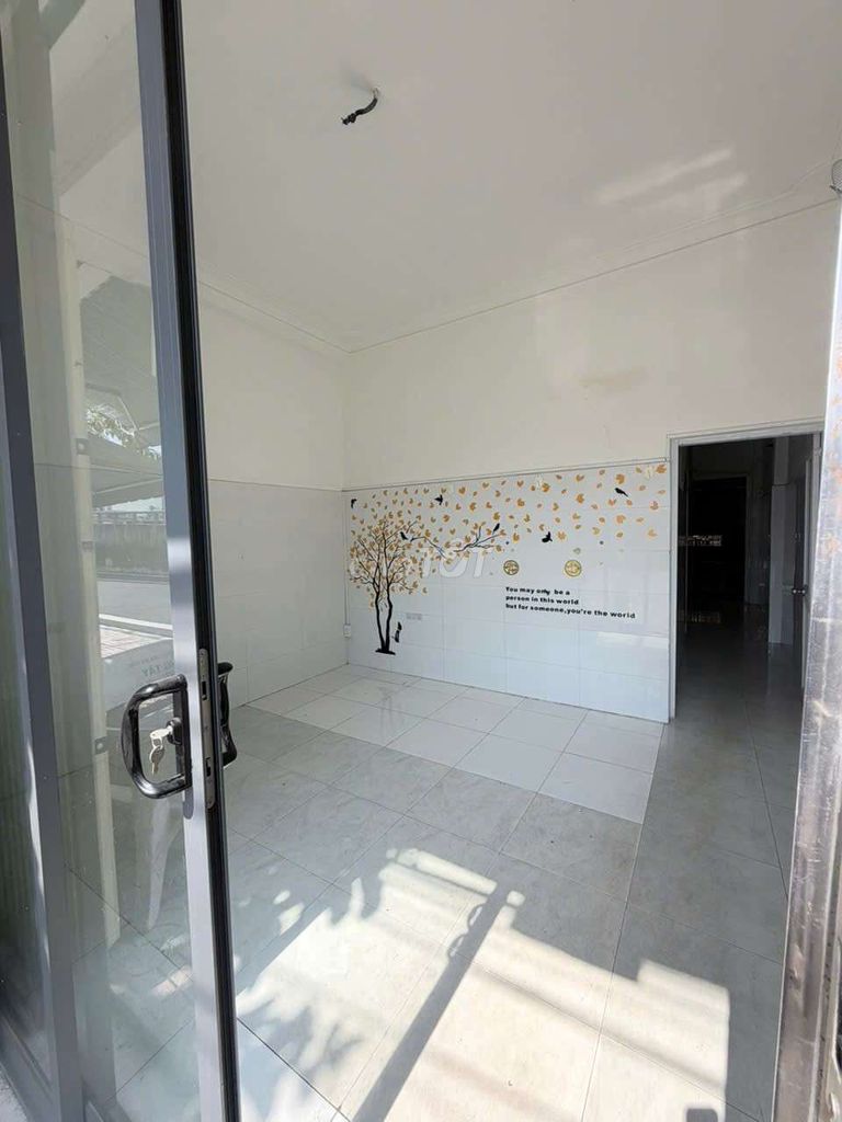 We need to rent a 1 Lê Văn Lương house for only 13 million bedrooms.