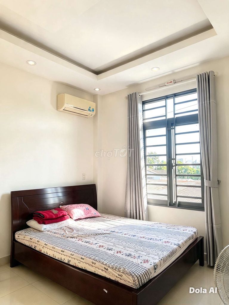 Linh Đông – 4 stories, 4 bedrooms, Place and Business
