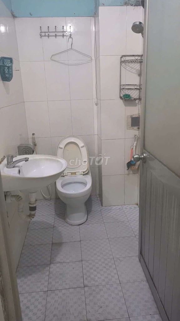 Rent the original Y house. Two buckets. A toilet.