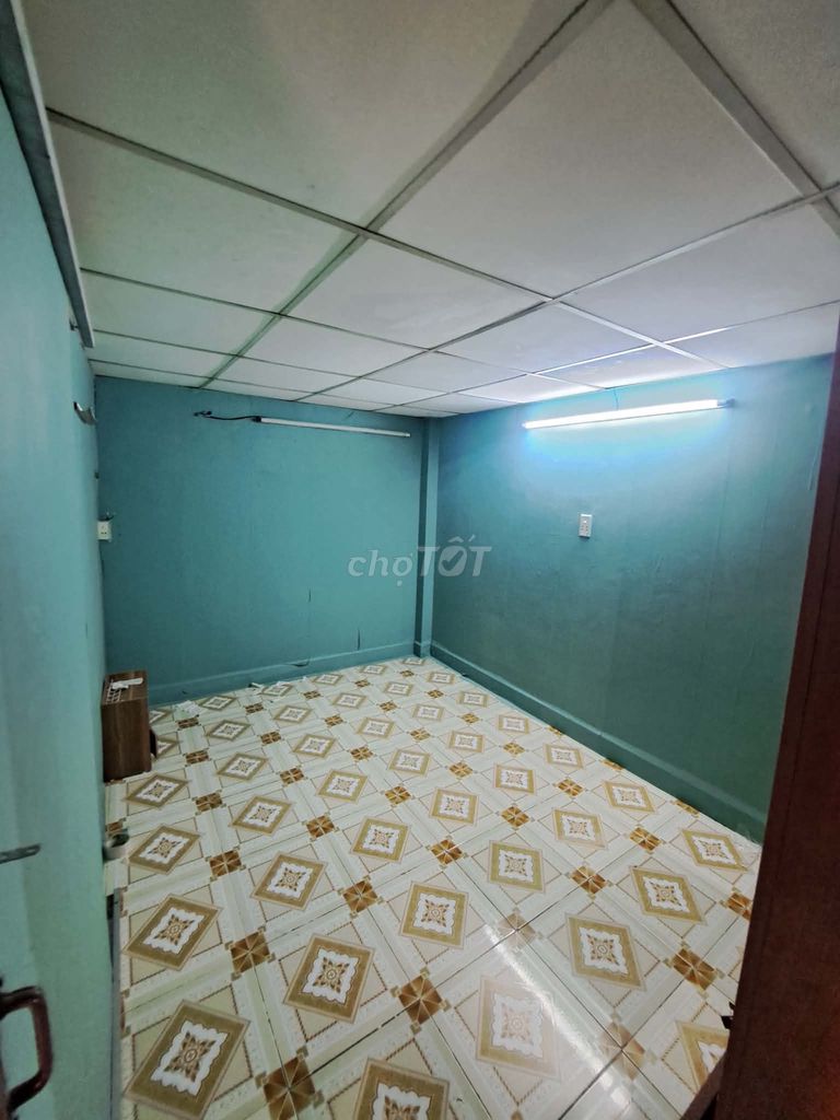 House root of District 1248 m 2 for rent