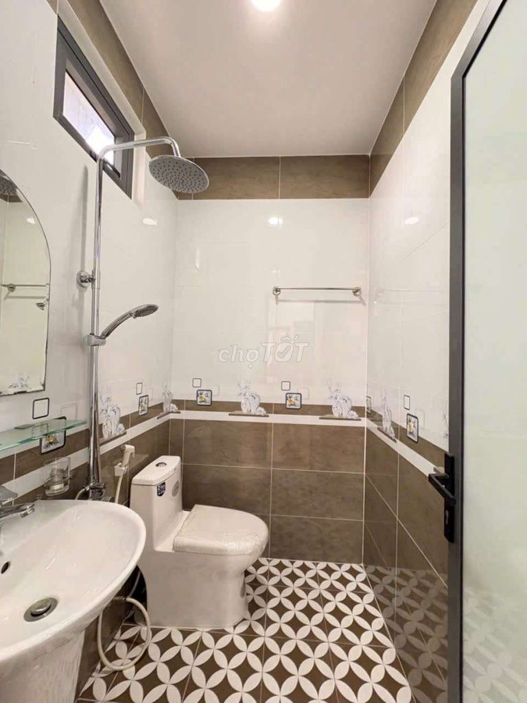 Rent a new house for eternity and fresh 5th floor M 3rd floor bedroom 3 toilet