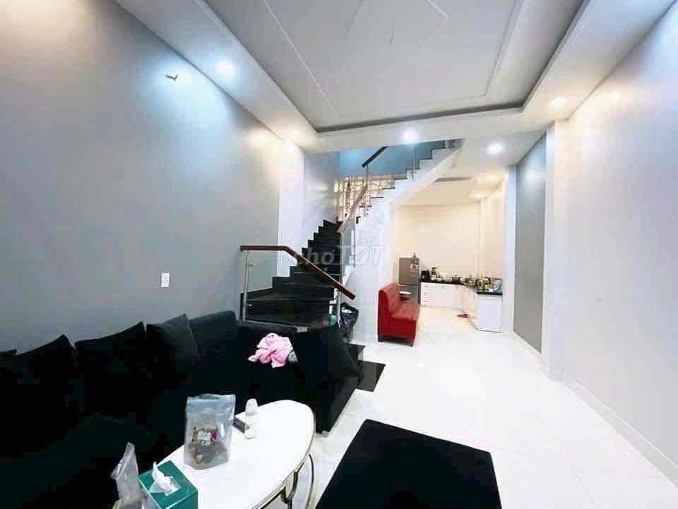 House 1 .2 deck four bedrooms on Bưng Ông Thoàn near Villa Park