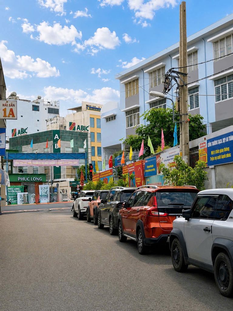 Need to rent out the cash home 2 Cầm Bá Thước right away Phan Phan Liu.