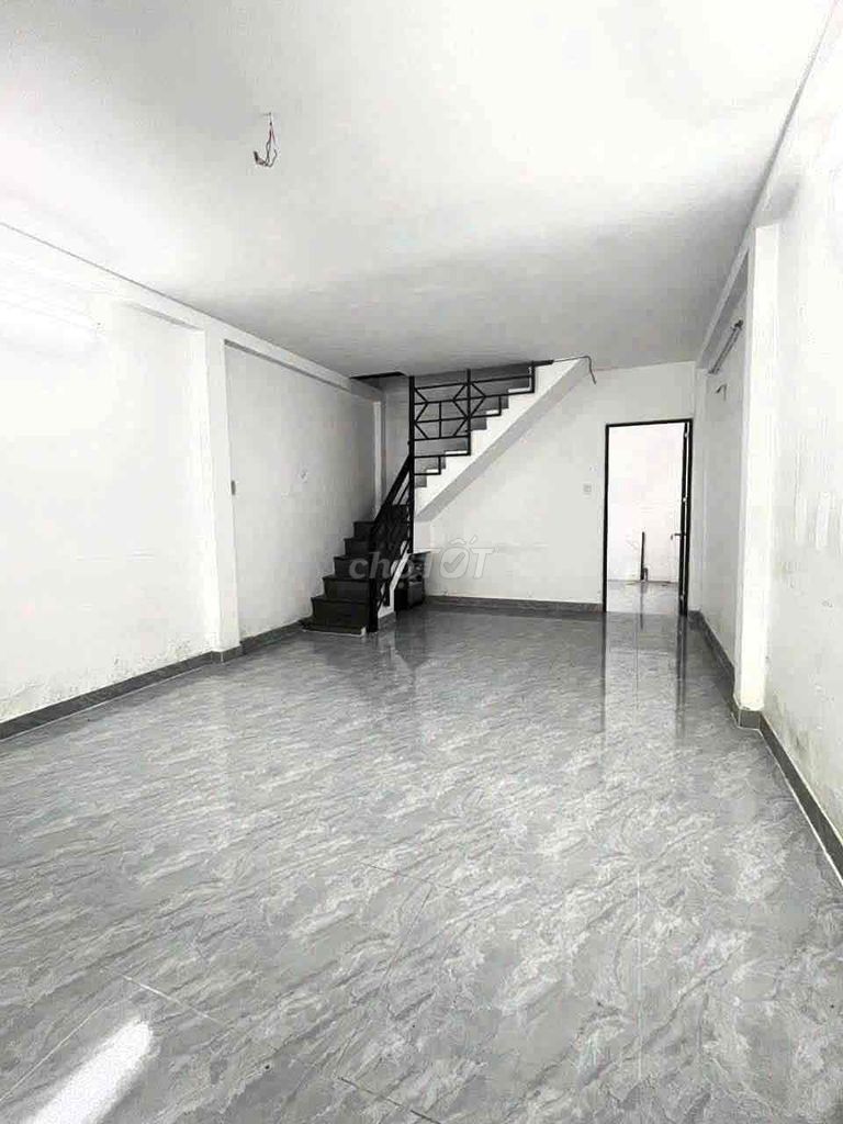 Trần Thái Tông alleyhouse (5 x25 M) - 3 bedrooms are 12 million