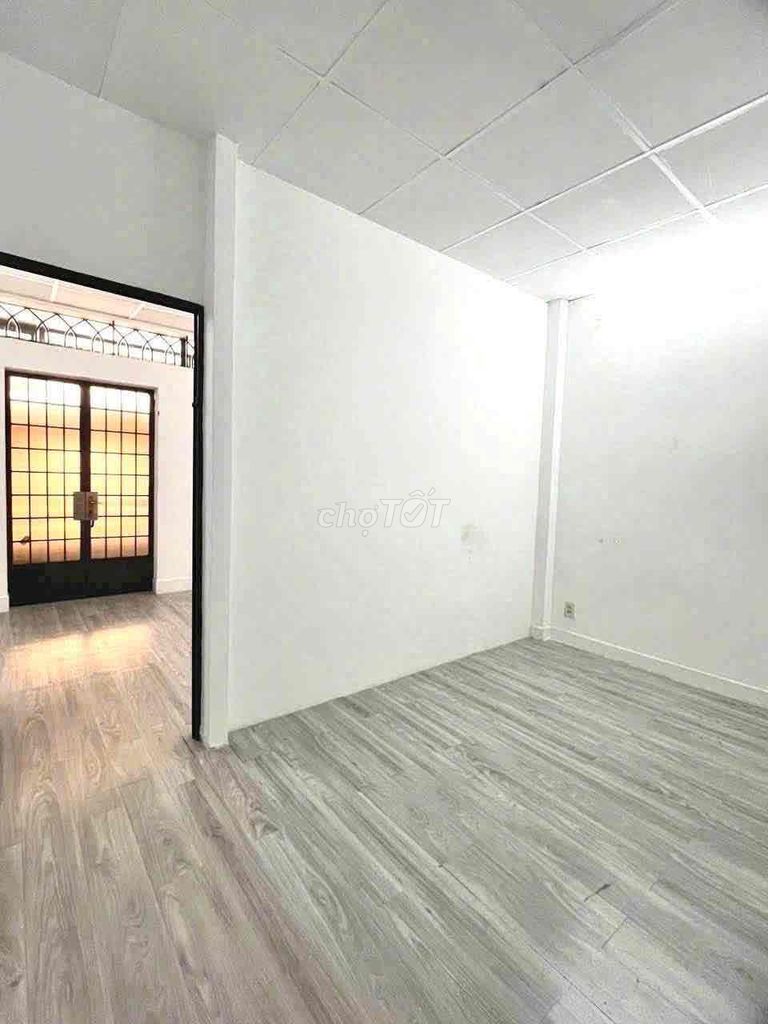 Trần Thái Tông alleyhouse (5 x25 M) - 3 bedrooms are 12 million