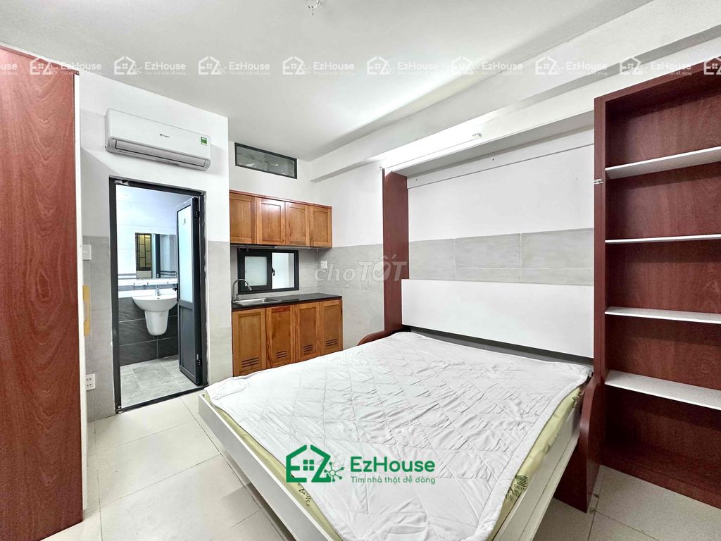 Rooms of Liotta and Studio, just in the Kcx Tan Shun area.