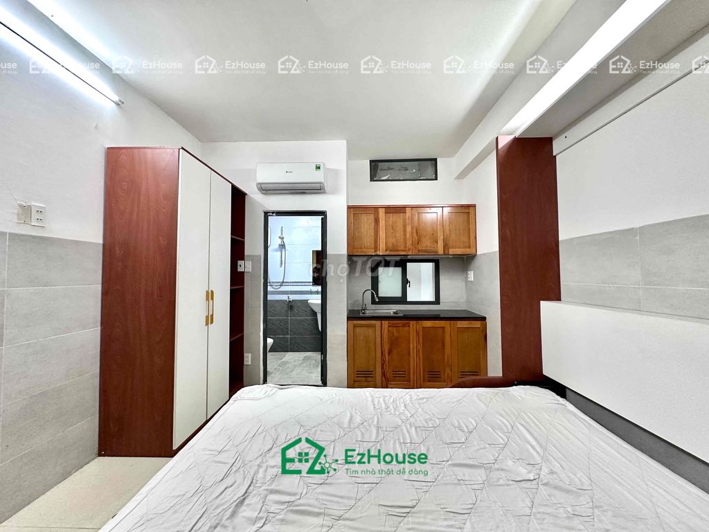 Rooms of Liotta and Studio, just in the Kcx Tan Shun area.