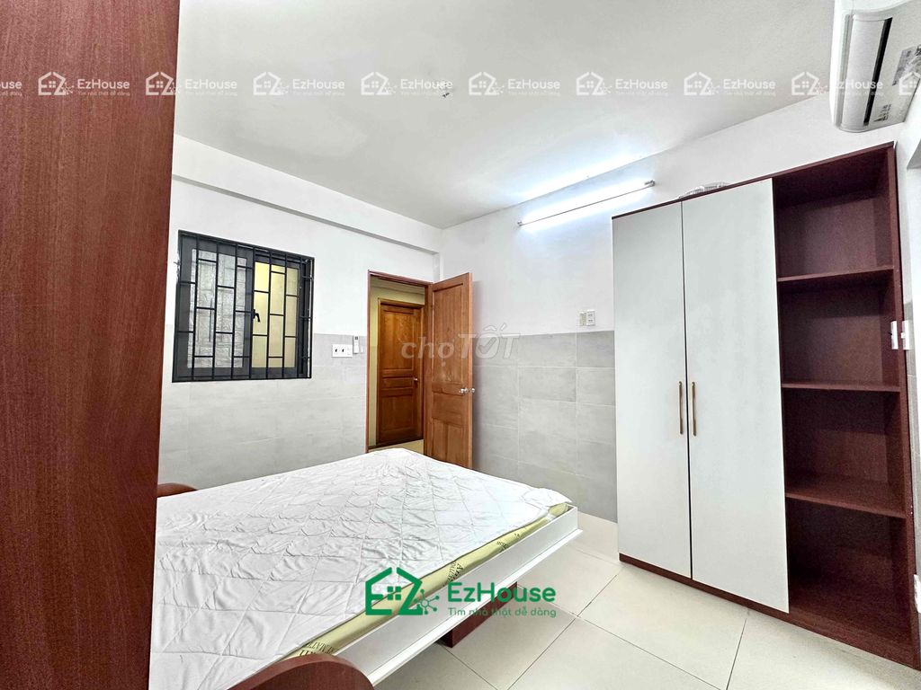 Rooms of Liotta and Studio, just in the Kcx Tan Shun area.