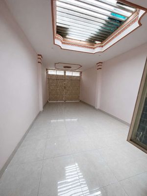 - Four-story-four bedrooms.