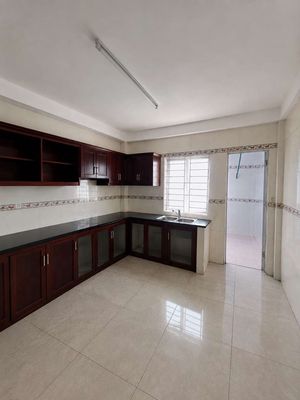 - Four-story-four bedrooms.