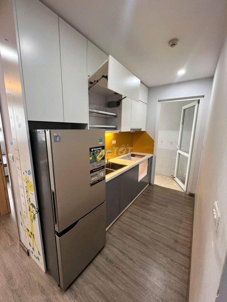 Oriental Plaza-Âu Cơ, two bedrooms ready for 12 t/th 78 meters balcony.