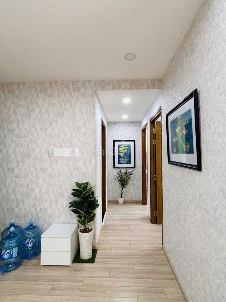Sunrise Riverside 70 meters2, nice interior.