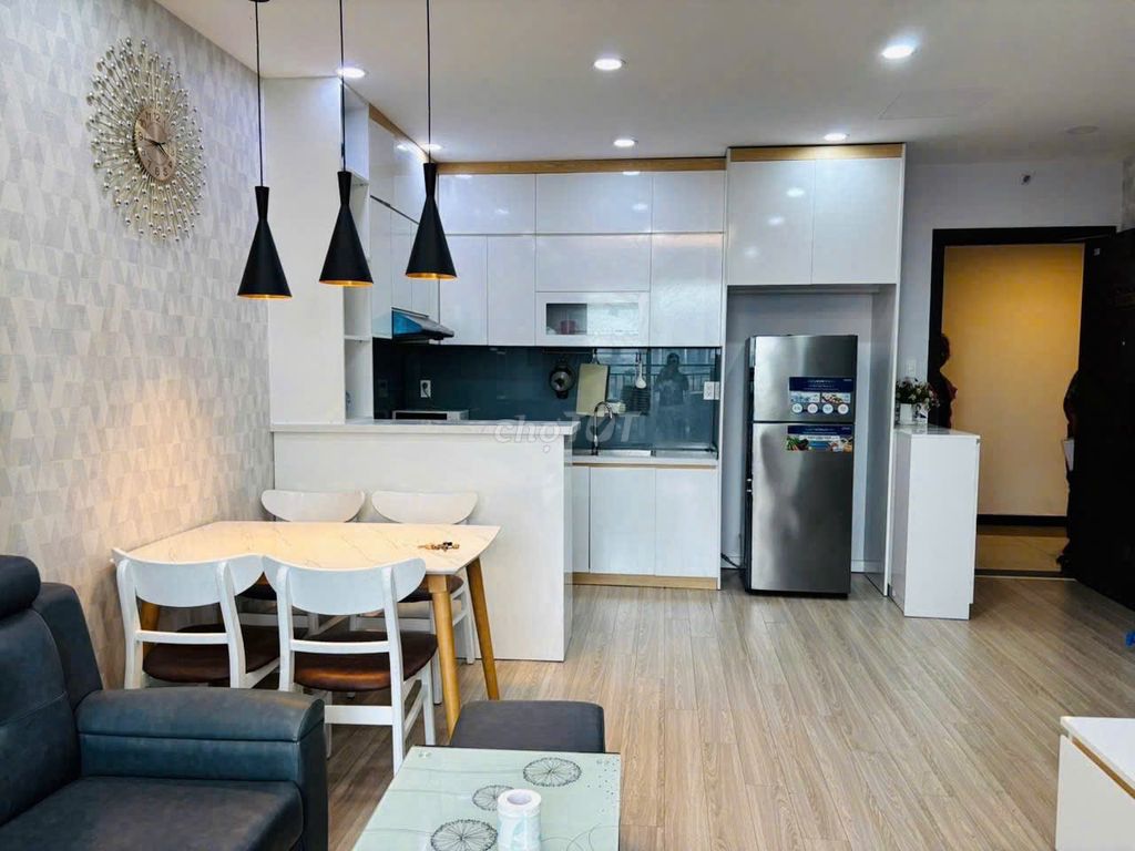 Sunrise Riverside 70 meters2, nice interior.