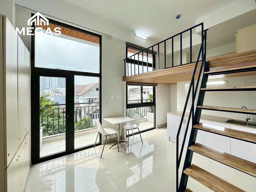 The new balcony, Tây Hòa xlohano, falls at mk Thủ Đức