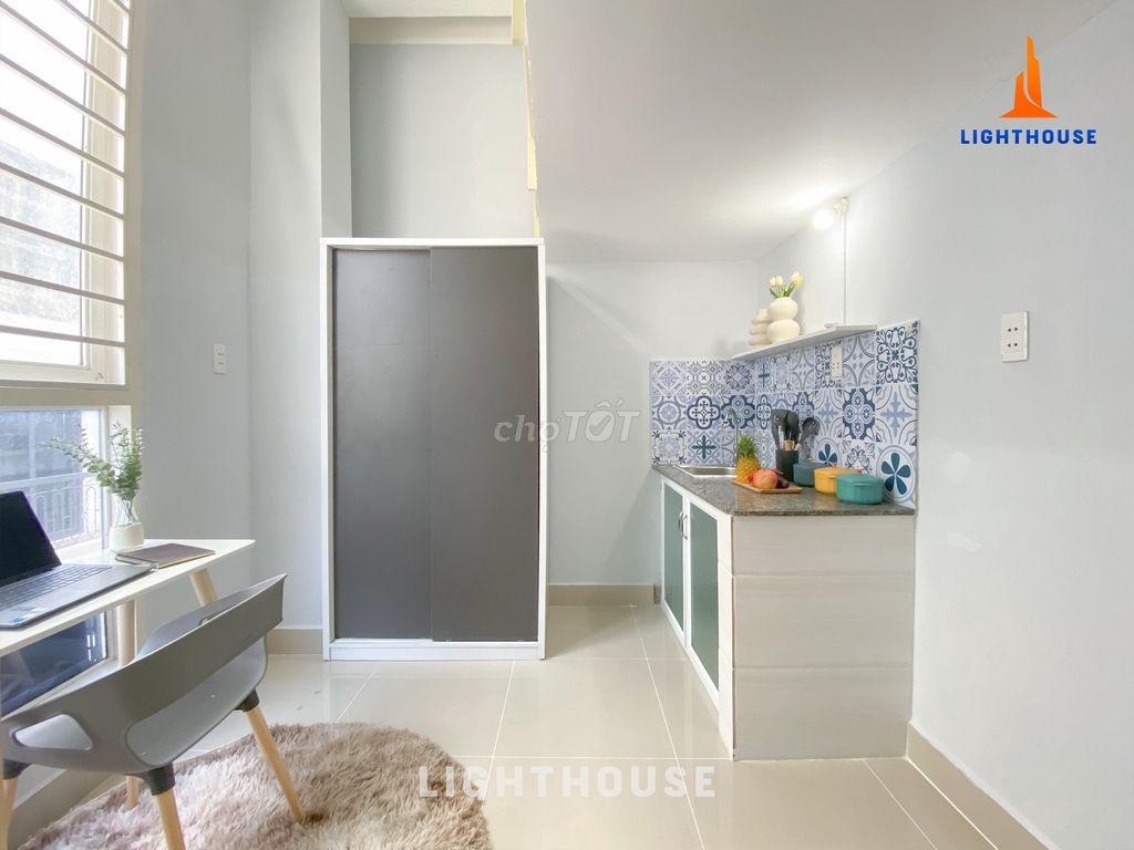 The parking studio from 3 million8 entire interiors is guarded near Oyah and vlu emarrt