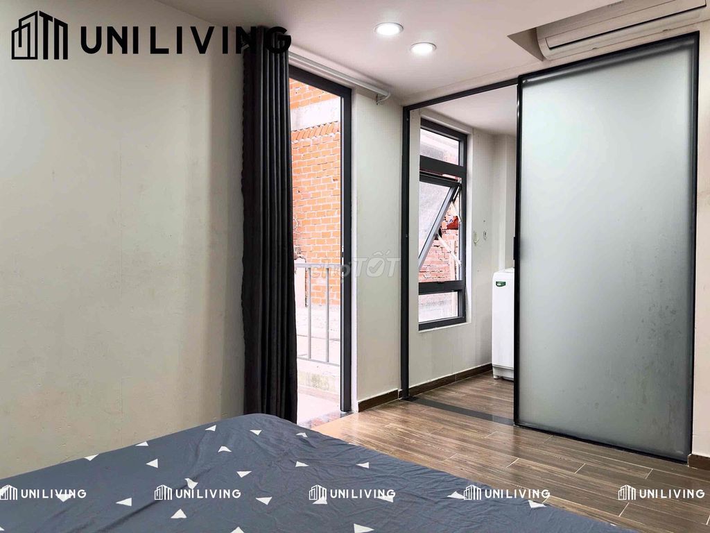 Rent a super open kitchen balcony next to the hutech.