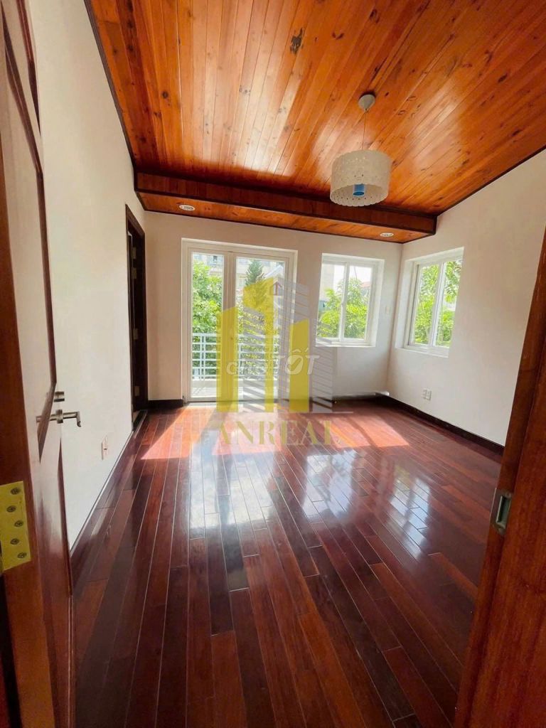 Rent the modern house at 60 million.