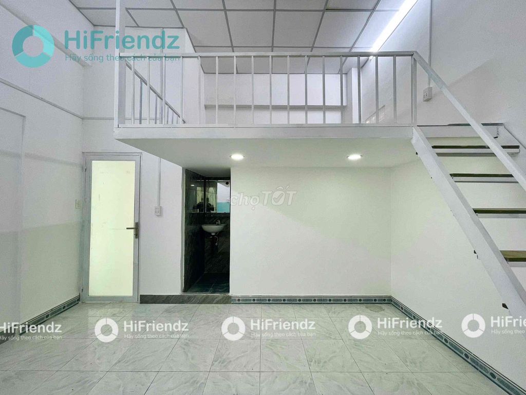 renting window windows wide 30 M2 - close to text
