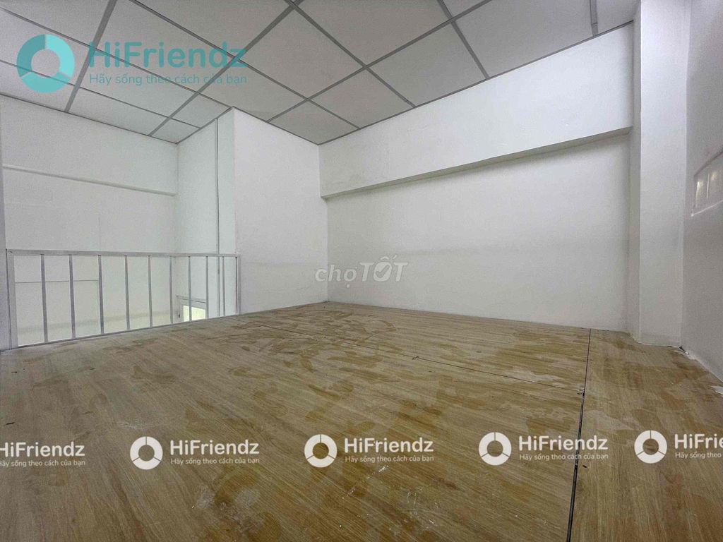 renting window windows wide 30 M2 - close to text