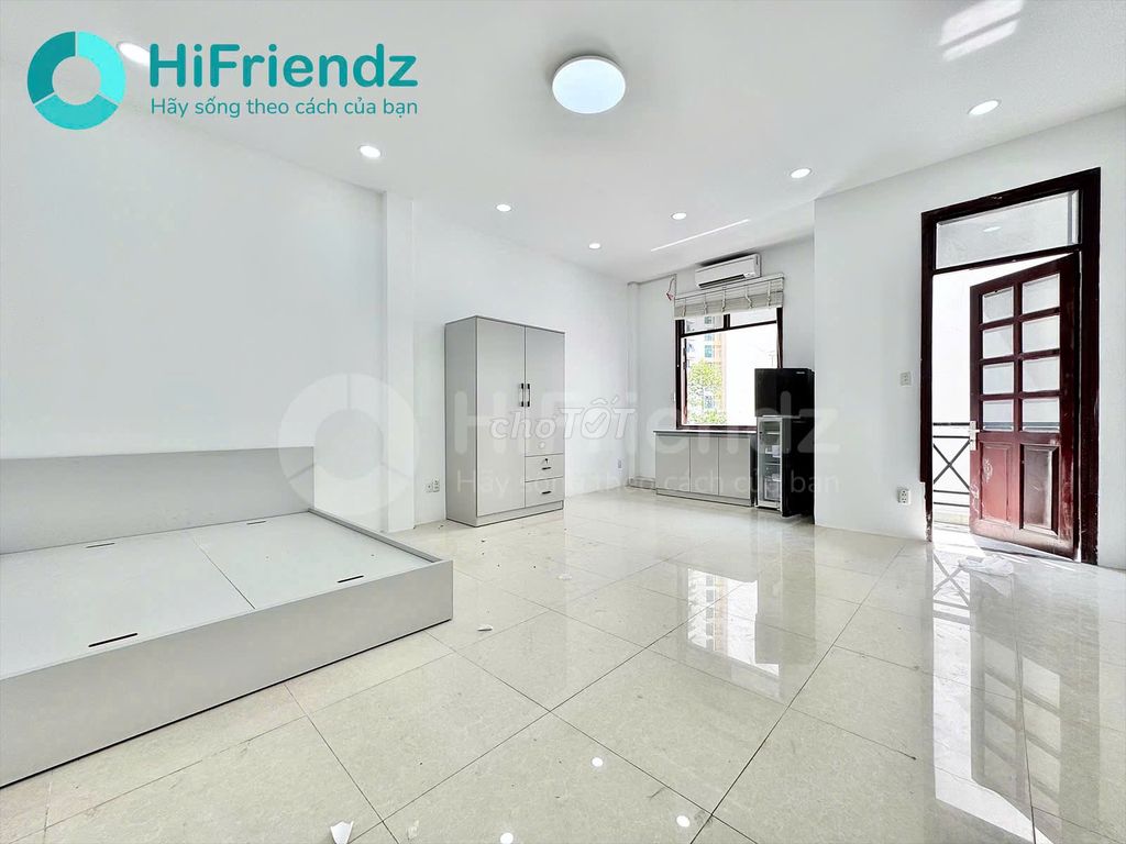 Rent the room like 40 meters.