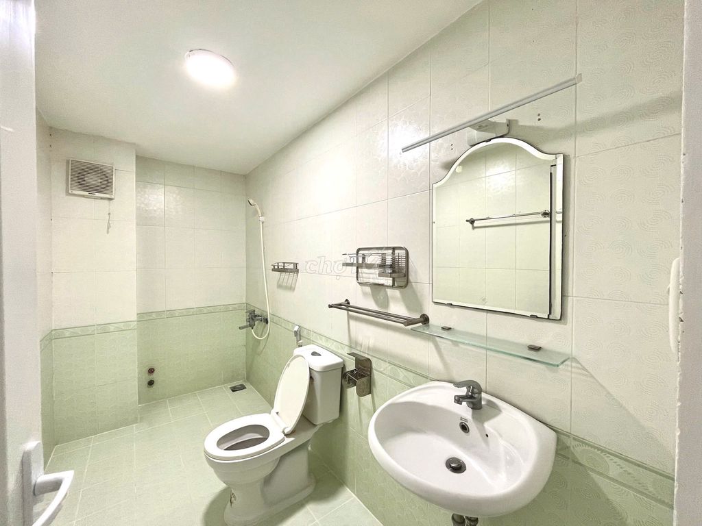 Rent the room like 40 meters.