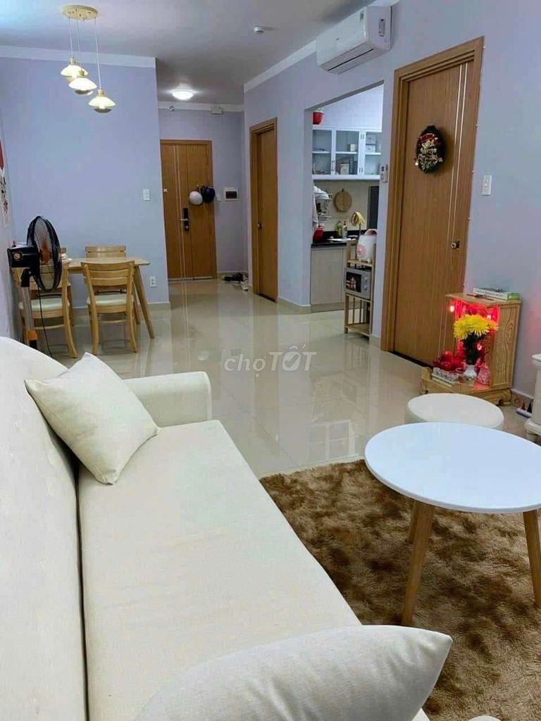 Rent Saigonres Plaza Bình Thạnh, 2 bedrooms, 2 toilets, interiors.