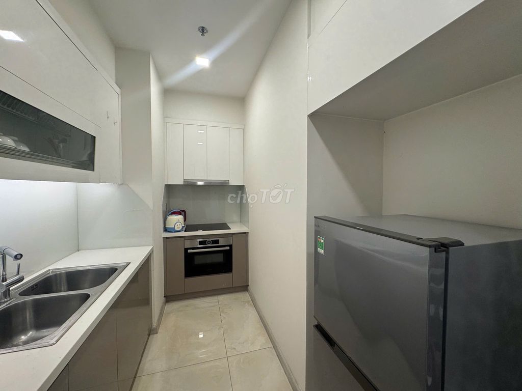 Master himself hired a room in the Haomes Ba Son's Bedroom, upper floor, beautiful View