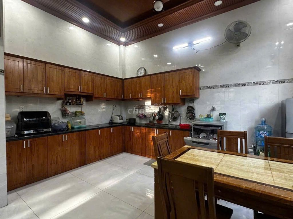 The corner - 4 bedroom 4 toilets - near apartment 4 Linh Đông, Route 22