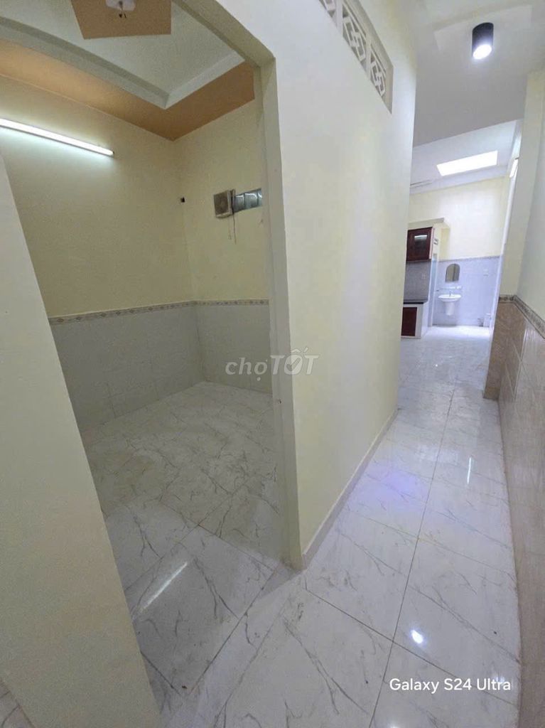 (9.5 million 3 bedrooms) Rent Lê Trọng Tấn 4 x15 meters per floor