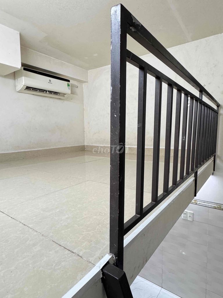 air conditioning service room
