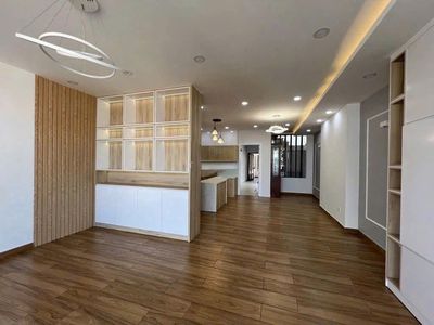 We need to rent a house to 1 30 A. Số 2 Cư Xá Lữ Gia-7.15 District 11