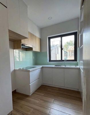 We need to rent a house to 1 30 A. Số 2 Cư Xá Lữ Gia-7.15 District 11