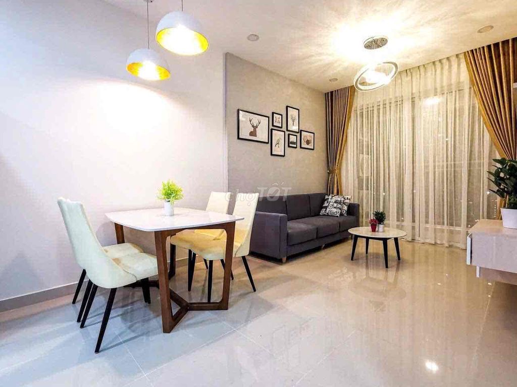Rent a Golden Mansion apartment. Two bedrooms. Two toilets. 69 meters.