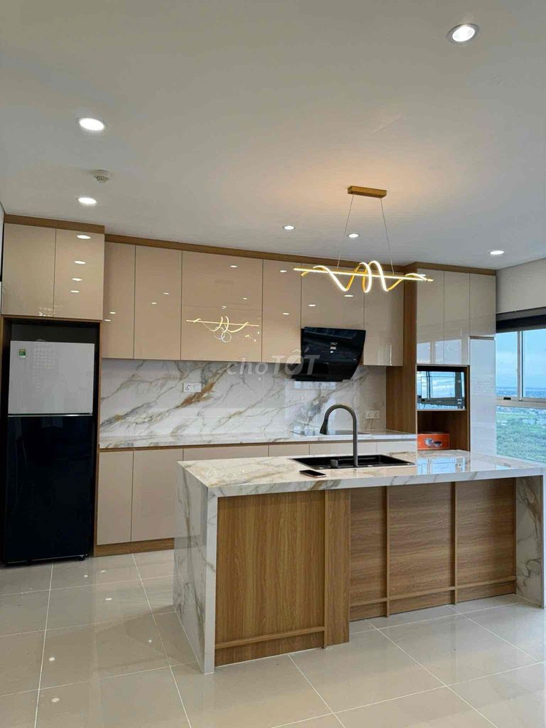 Rent Dupix Dragon Hill 2, 3 bedrooms full of 16-23 million.