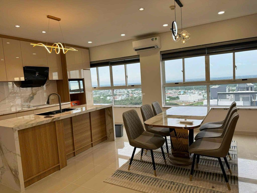 Rent Dupix Dragon Hill 2, 3 bedrooms full of 16-23 million.