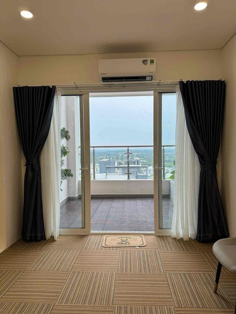 Rent Dupix Dragon Hill 2, 3 bedrooms full of 16-23 million.